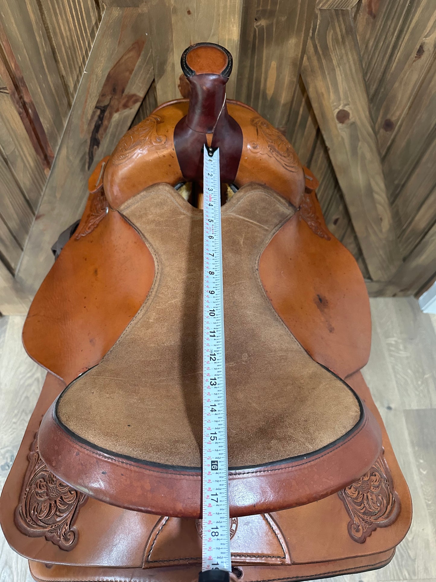 15.5” Circle Y All-Around Roping Western Saddle Model 3767