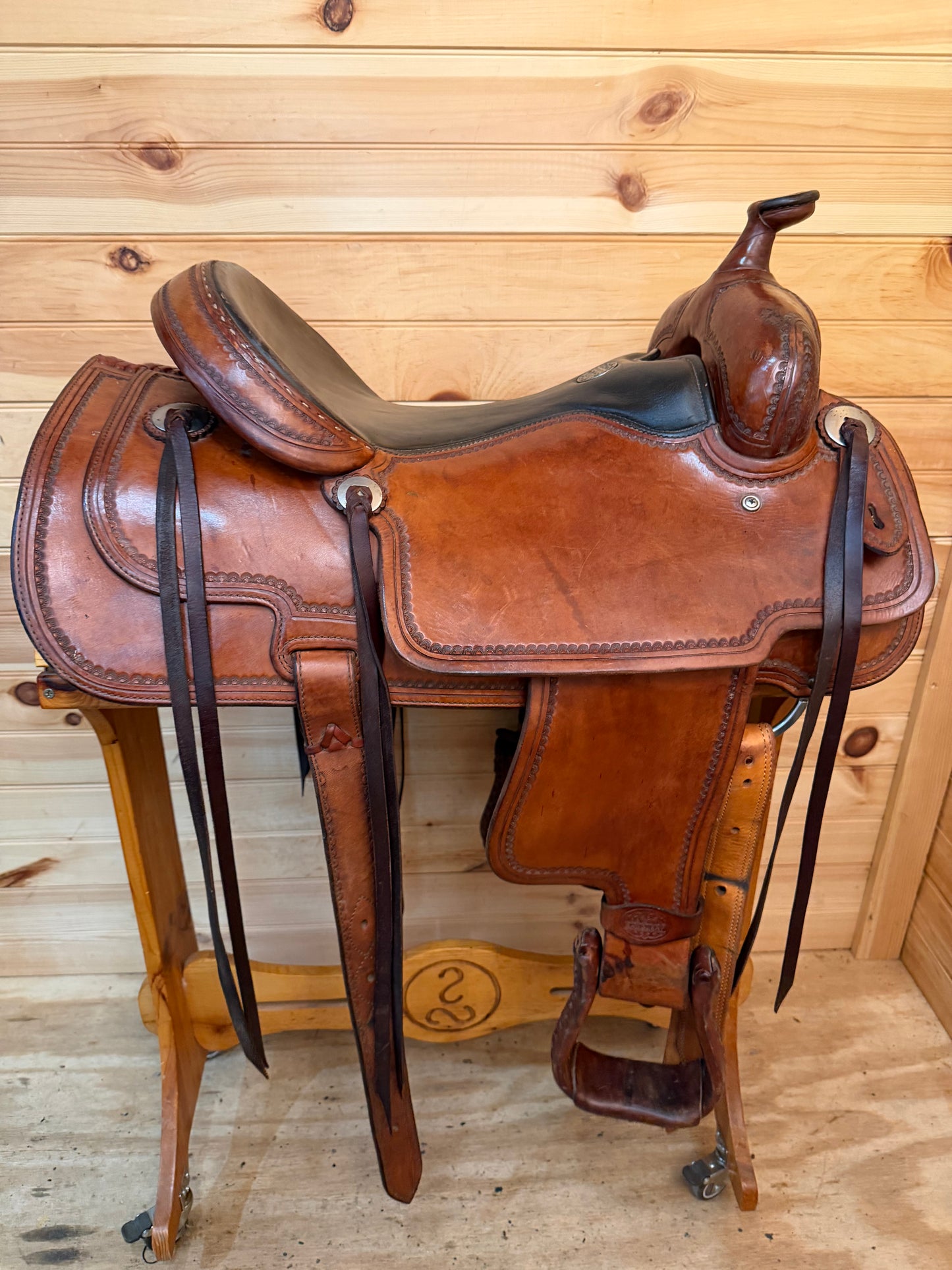 16” Martin Trail Western Saddle Model