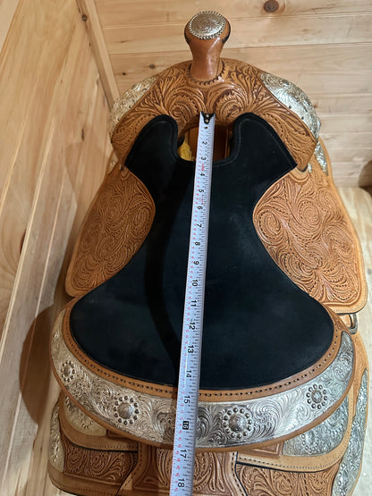 14.5” Circle Y Flex2 Silver Leaf Western Show Saddle Model 2836