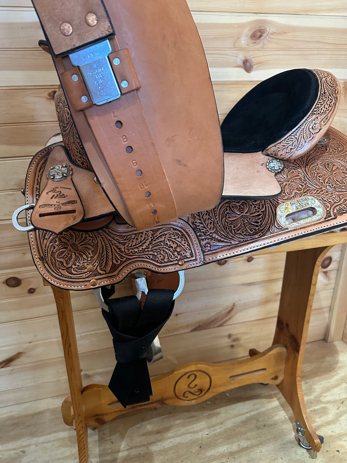 17” Circle Y The Proven Mansfield Western Barrel Saddle Model 6221