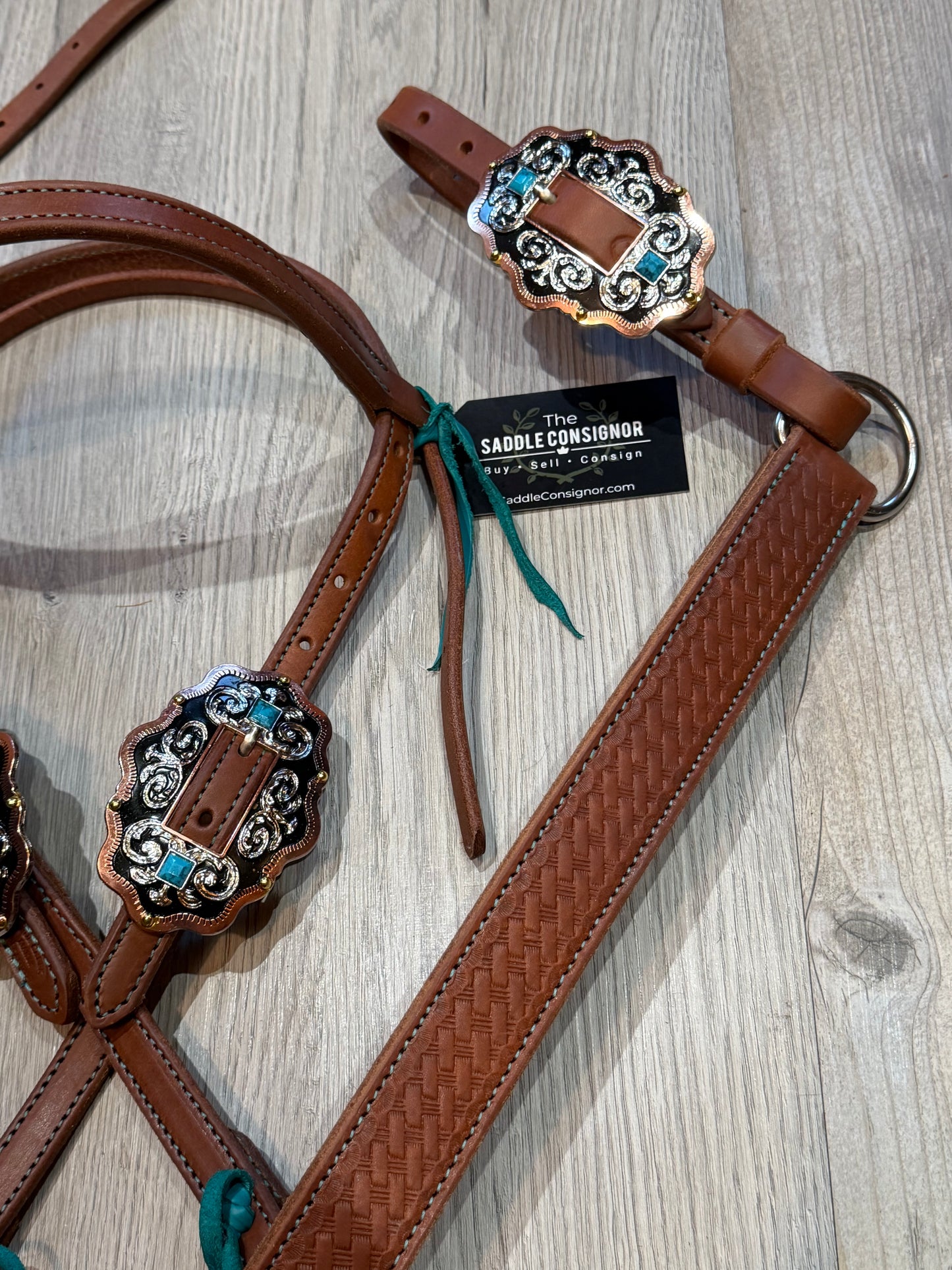 Scalloped Oval Turquoise Color Stitch Breast Collar – Premium Amish Leather by Spur Creek Tack