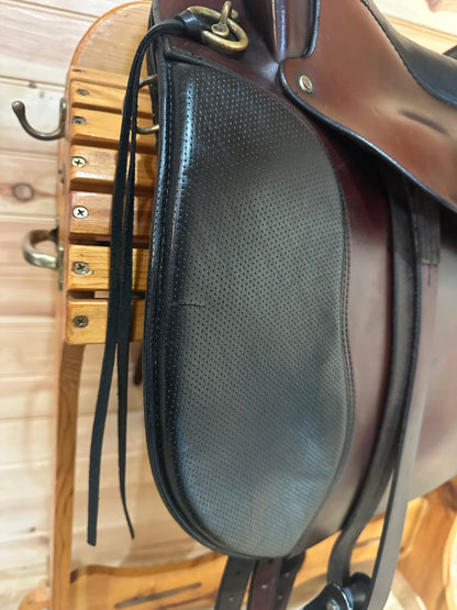 16.5” Tucker Gen II Equitation Endurance Trail Saddle Model 147