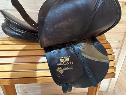 17” Stubben Edelweiss Close contact/Jumping Saddle D/31cm