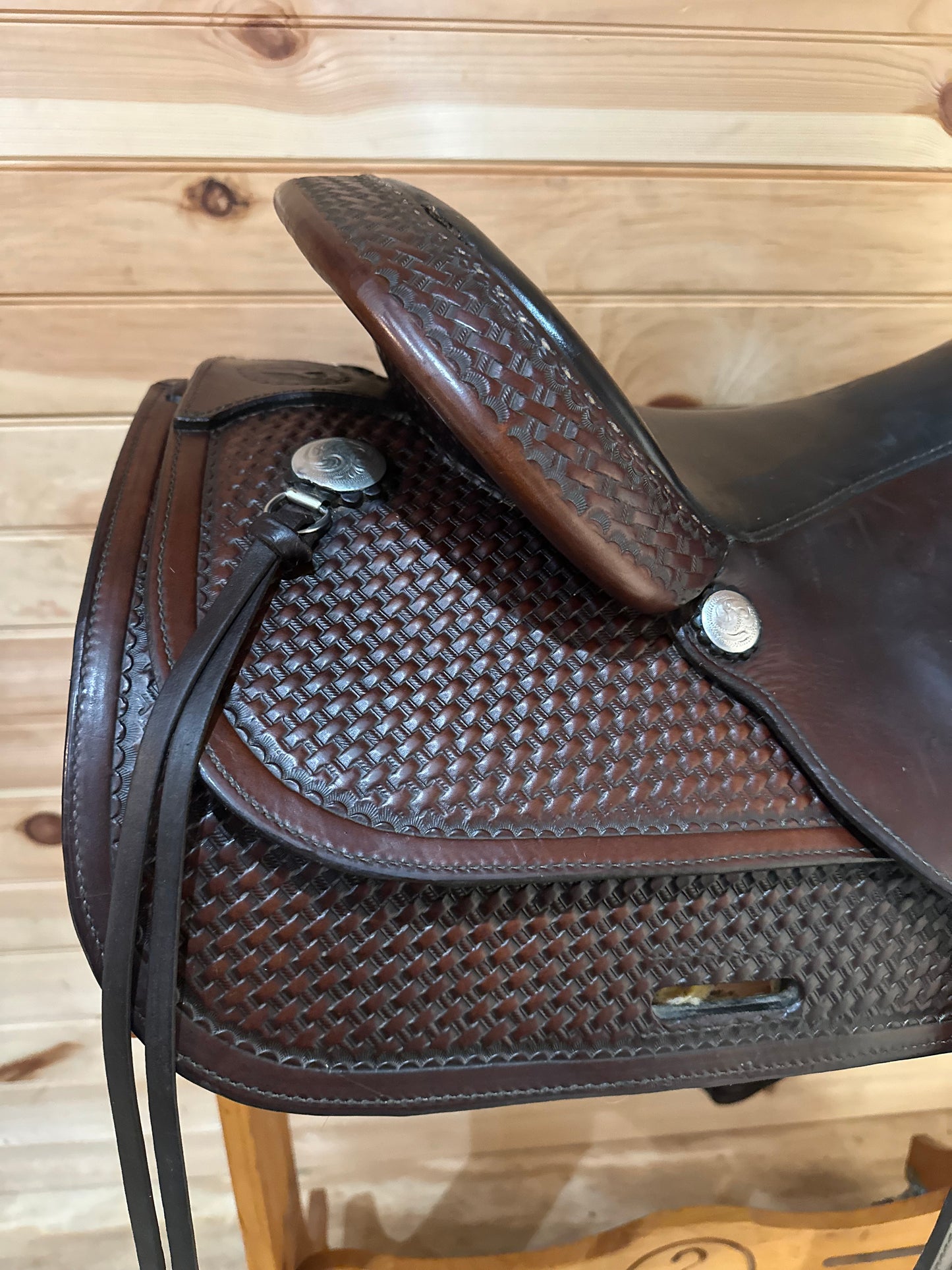 16” Circle Y Park & Trail Western Saddle Model 2206