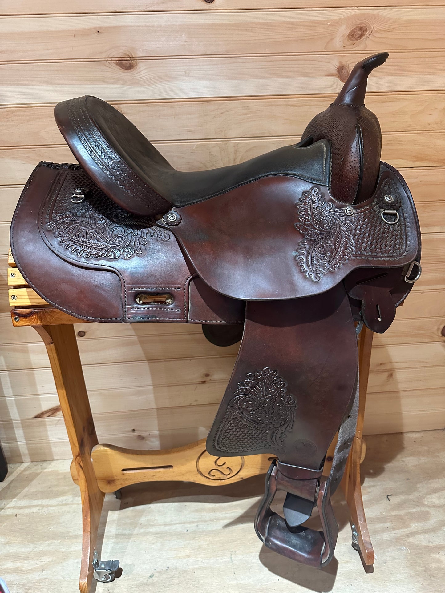 16” Circle Y Park & Trail Western Saddle Model 3603