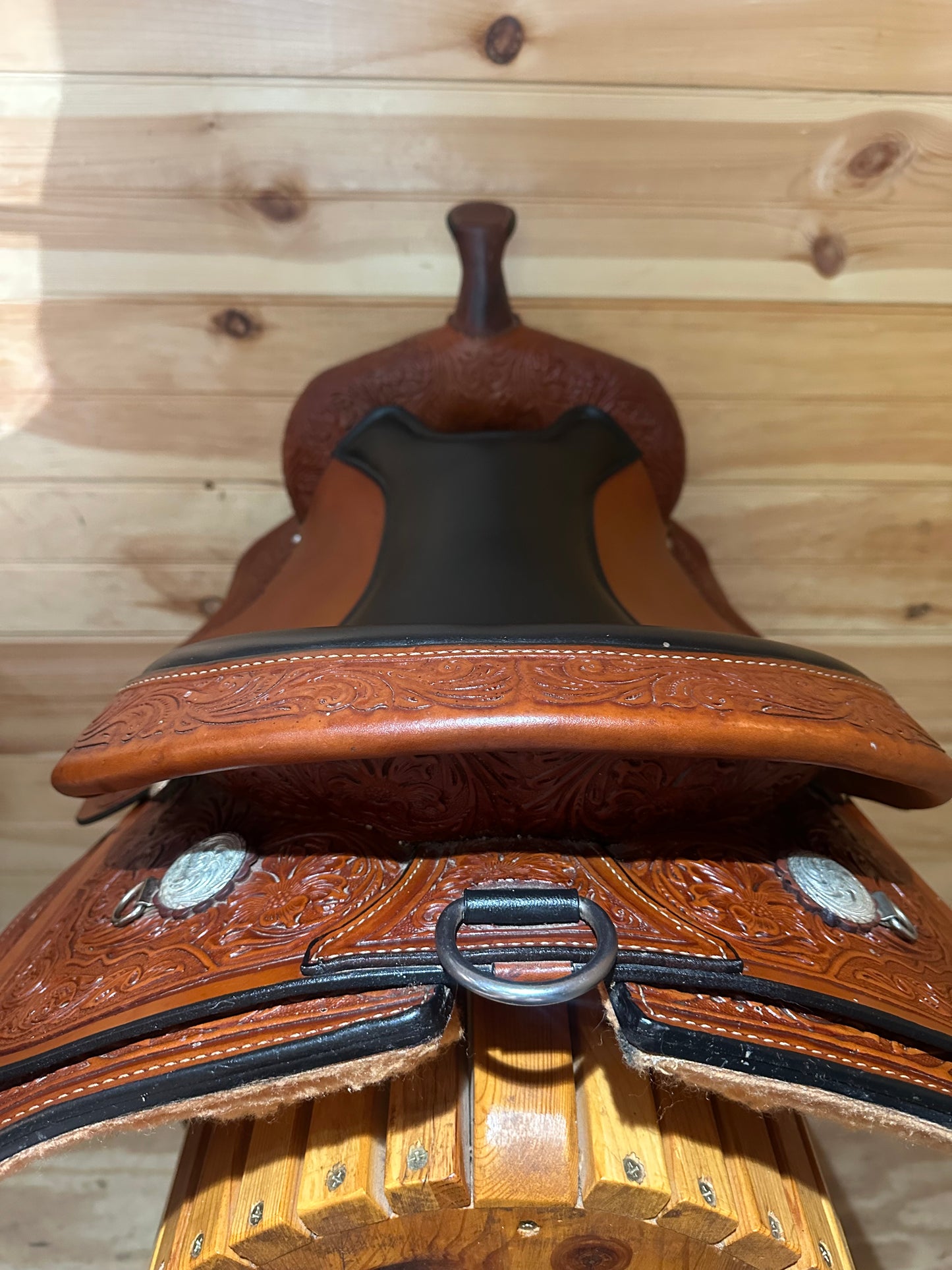 17” Circle Y High Horse Houston Western Trail Saddle Model 2610