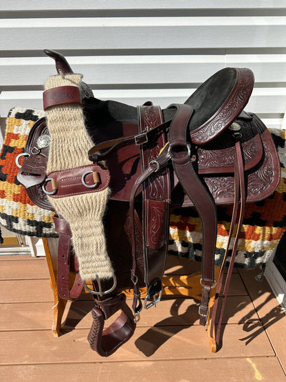 17” Circle Y High Horse Mineral Wells Trail Saddle (PACKAGE)