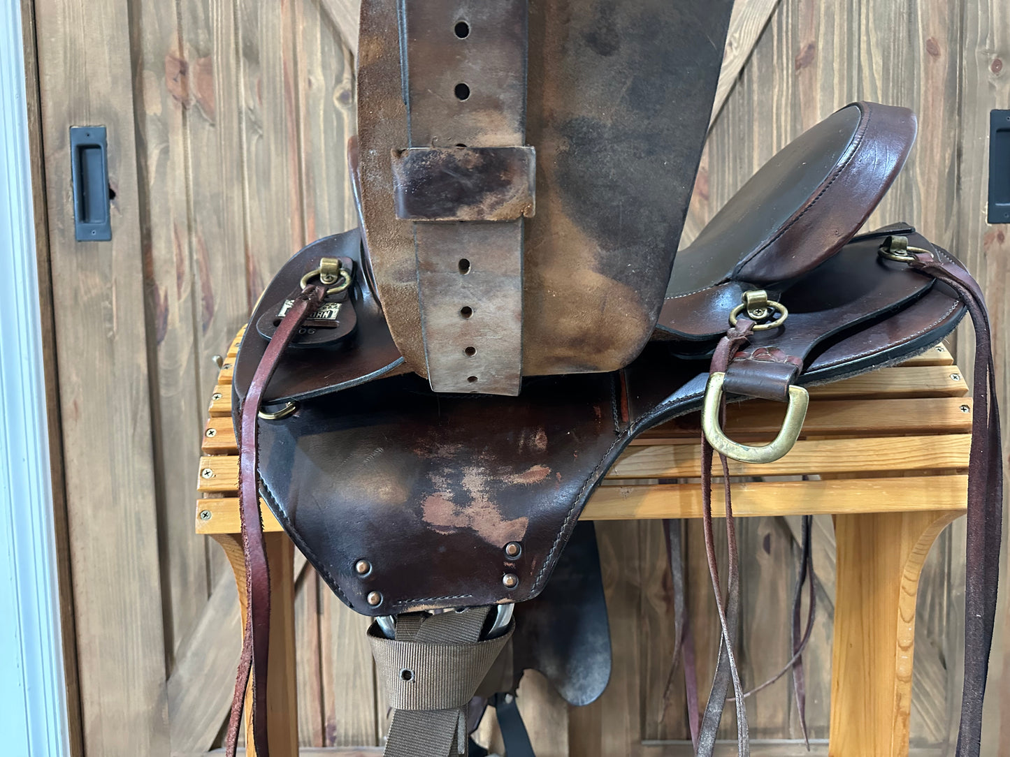 16” Big Horn Flex Trail Endurance Saddle Model # 806