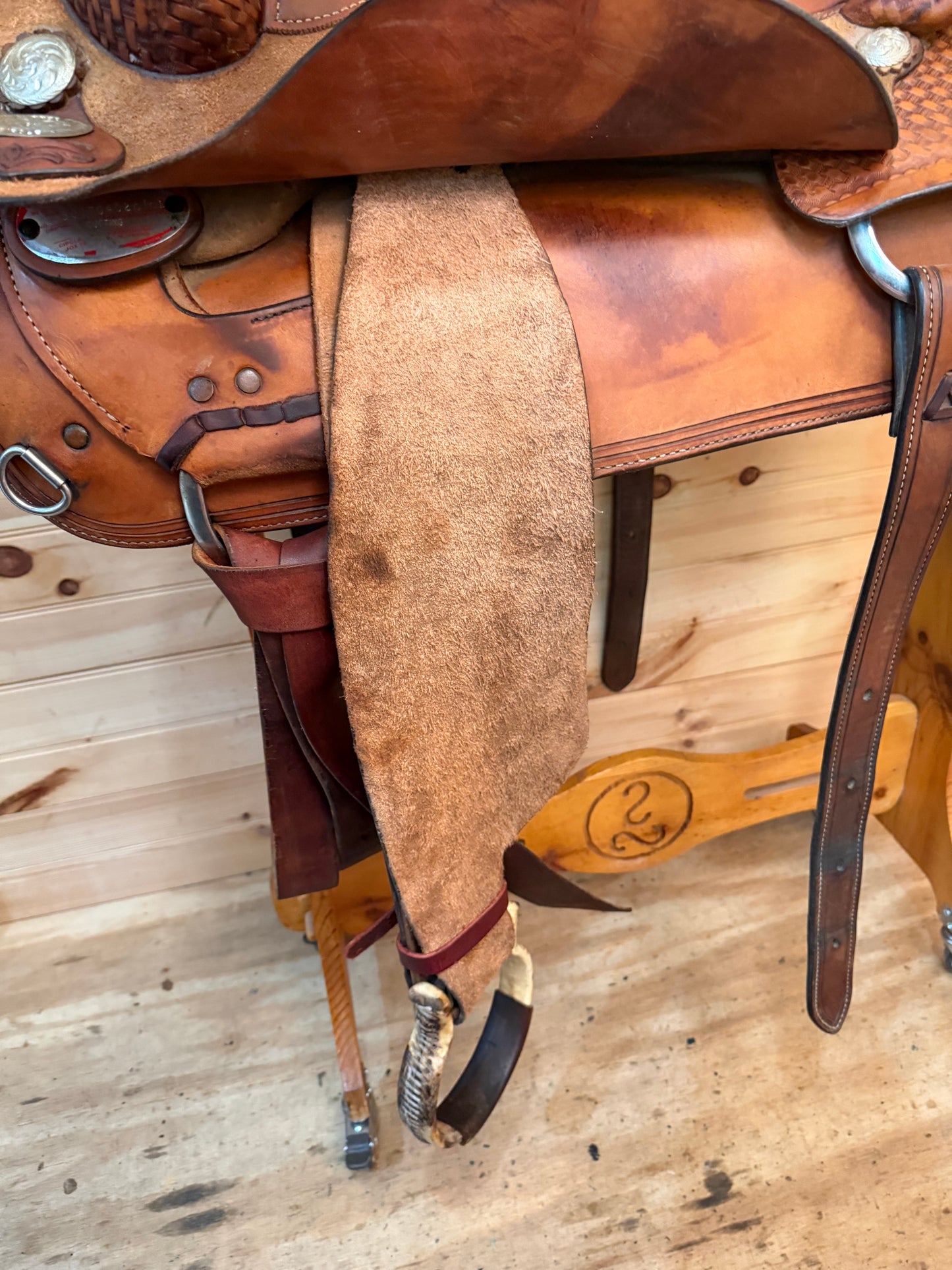 17” Circle Y Pro Cutter Western Saddle Model 2530
