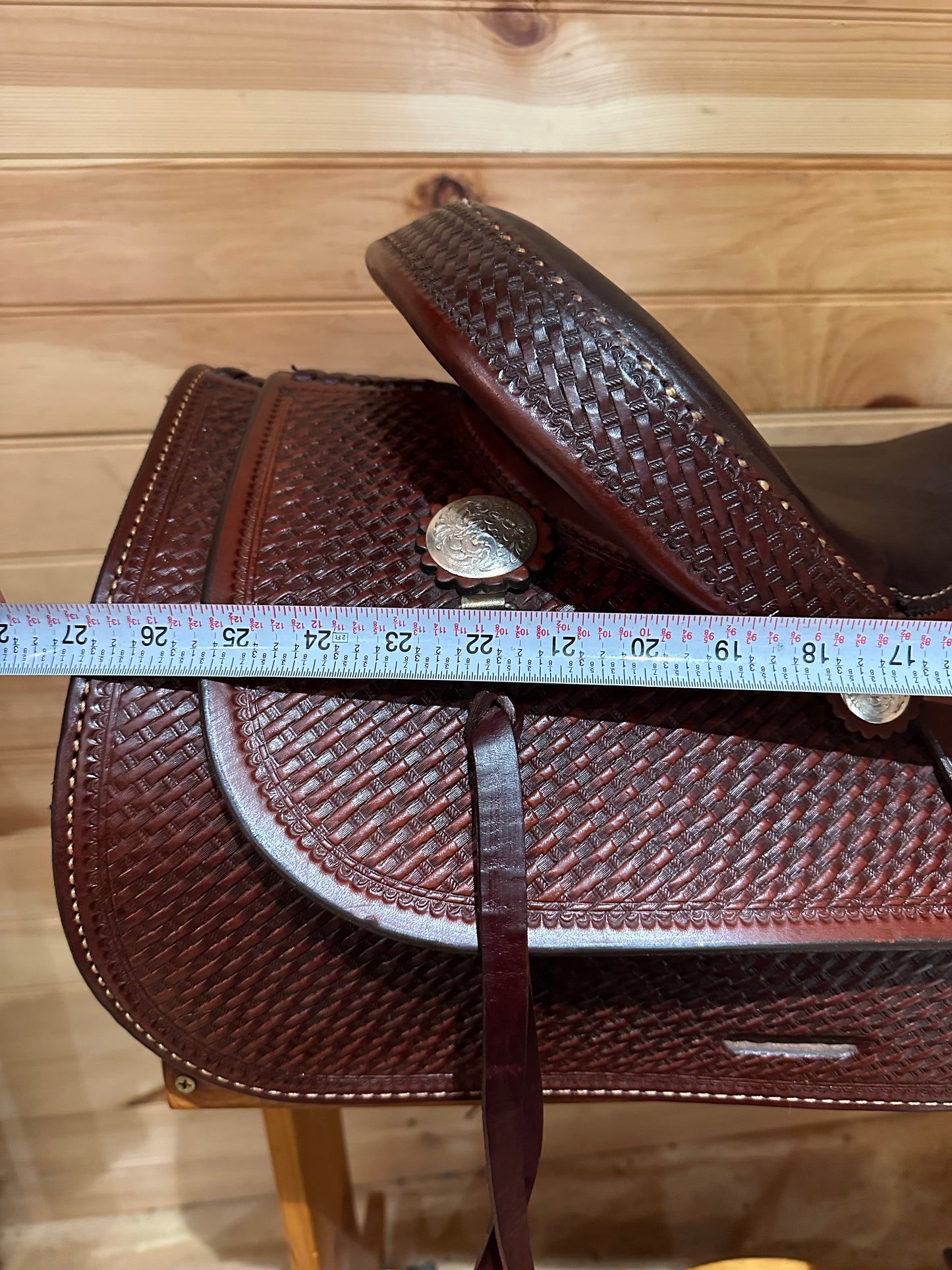 16” Crates Equi-Fit Western Trail Saddle Model 2160