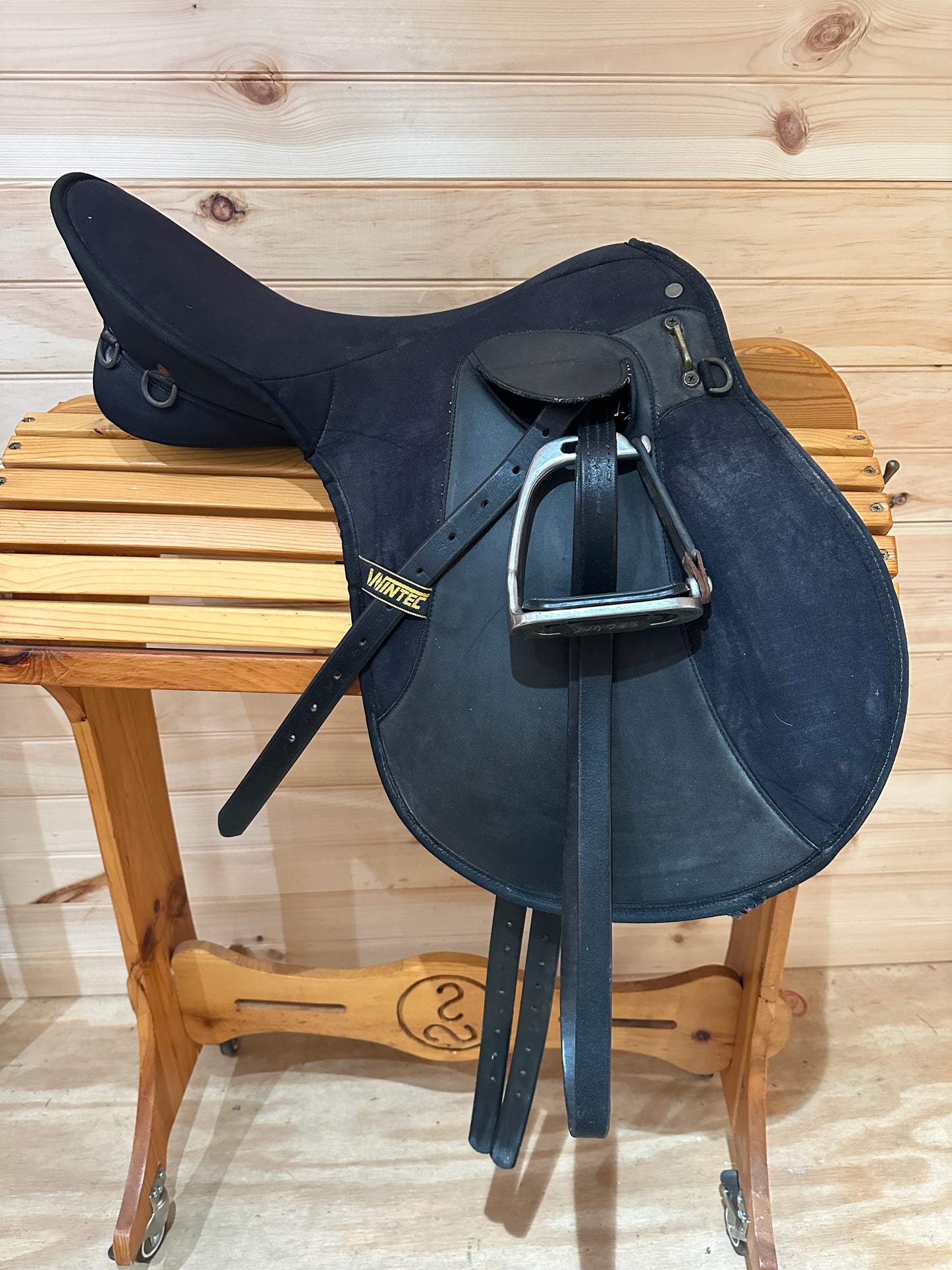 17.5” Wintec Trail Blazer All Purpose Saddle