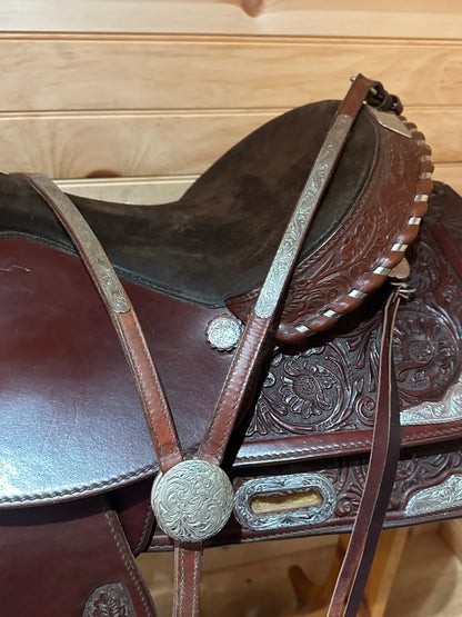 16” Circle Y Western Show Saddle Model 3975 * Matching Breast Collar*