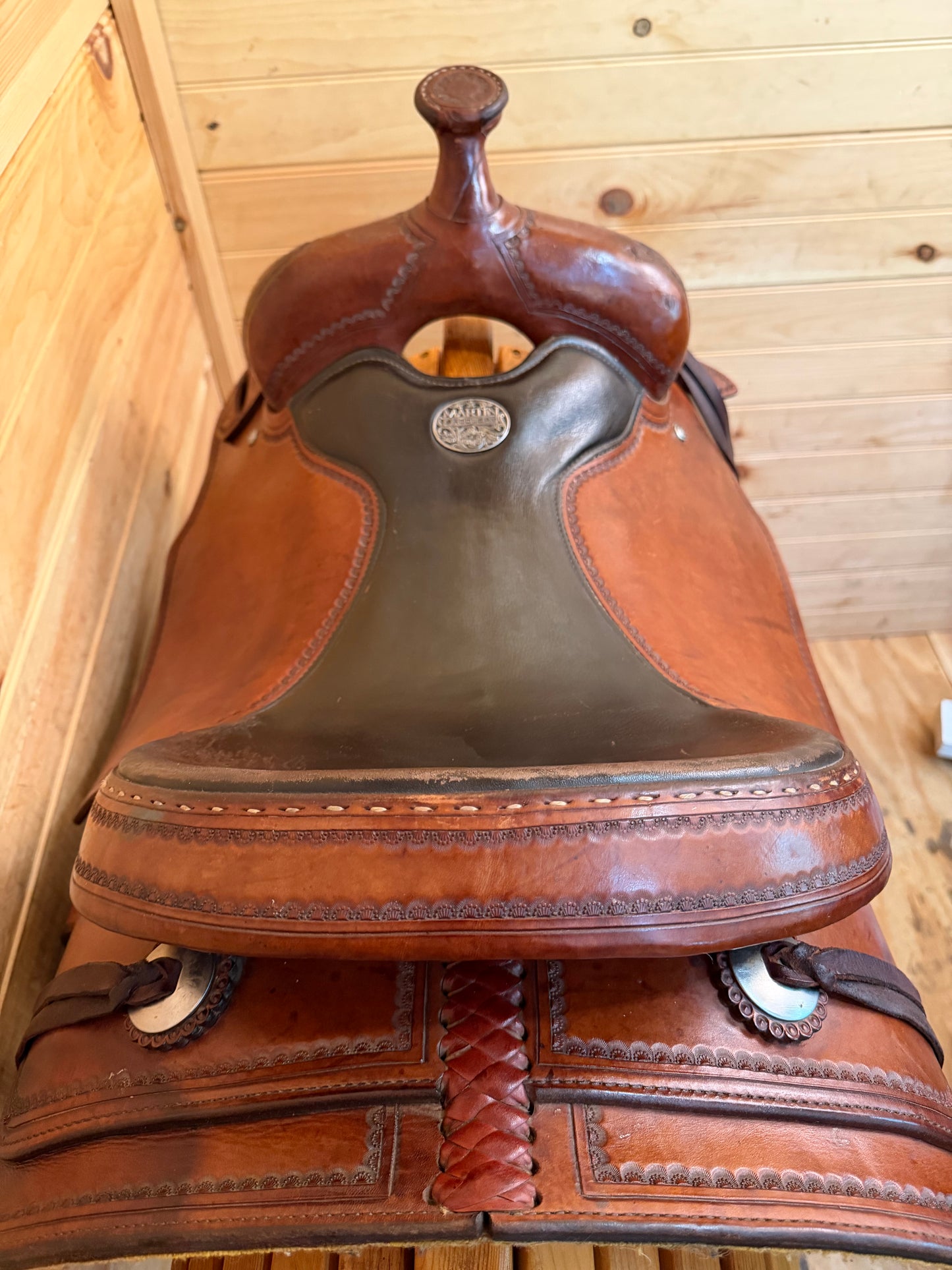 16” Martin Trail Western Saddle Model