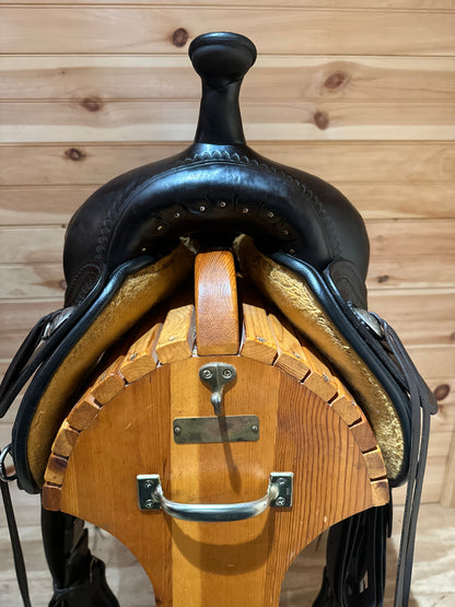16” Circle Y Omaha Flex2 Western Trail Saddle Model 1554