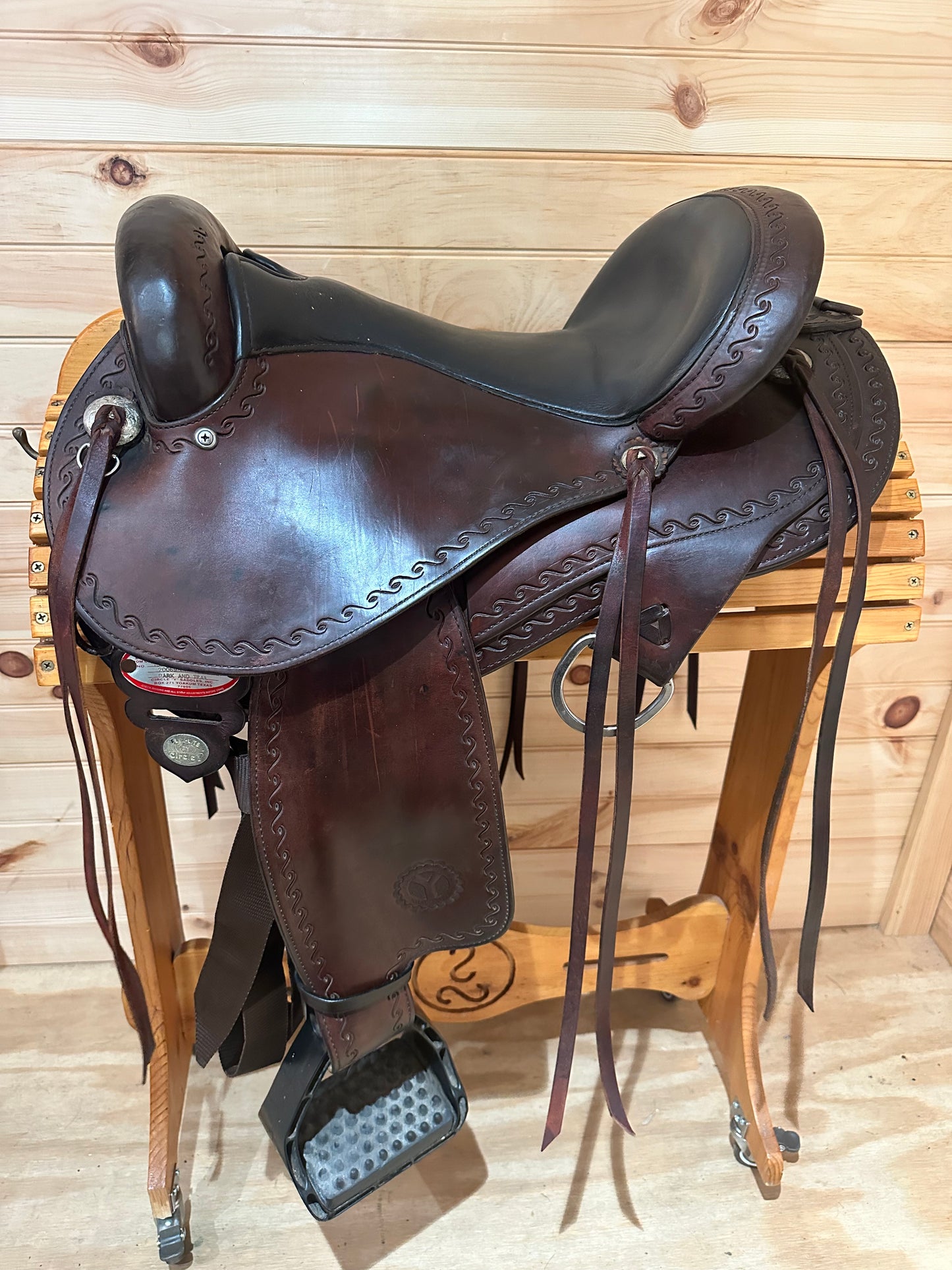 15” Circle Y Expedition Flex-Lite Endurance Trail Saddle Model 1575