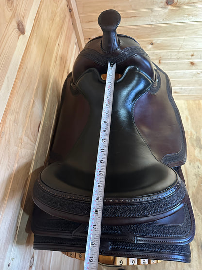 15” Circle Y Arabian Trail Saddle Model 2141