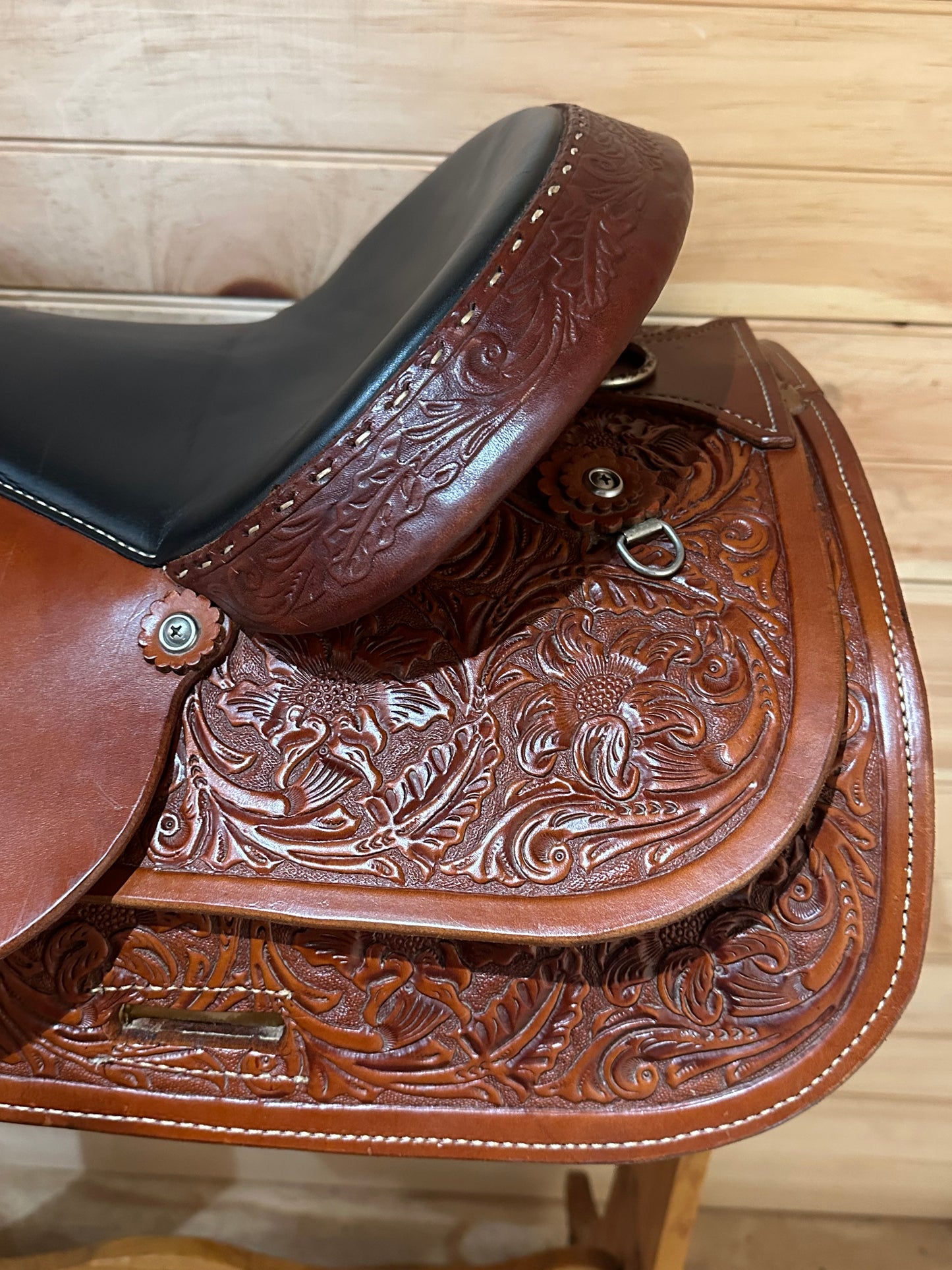 16” Circle Y Park & Trail Western Saddle Model 3607