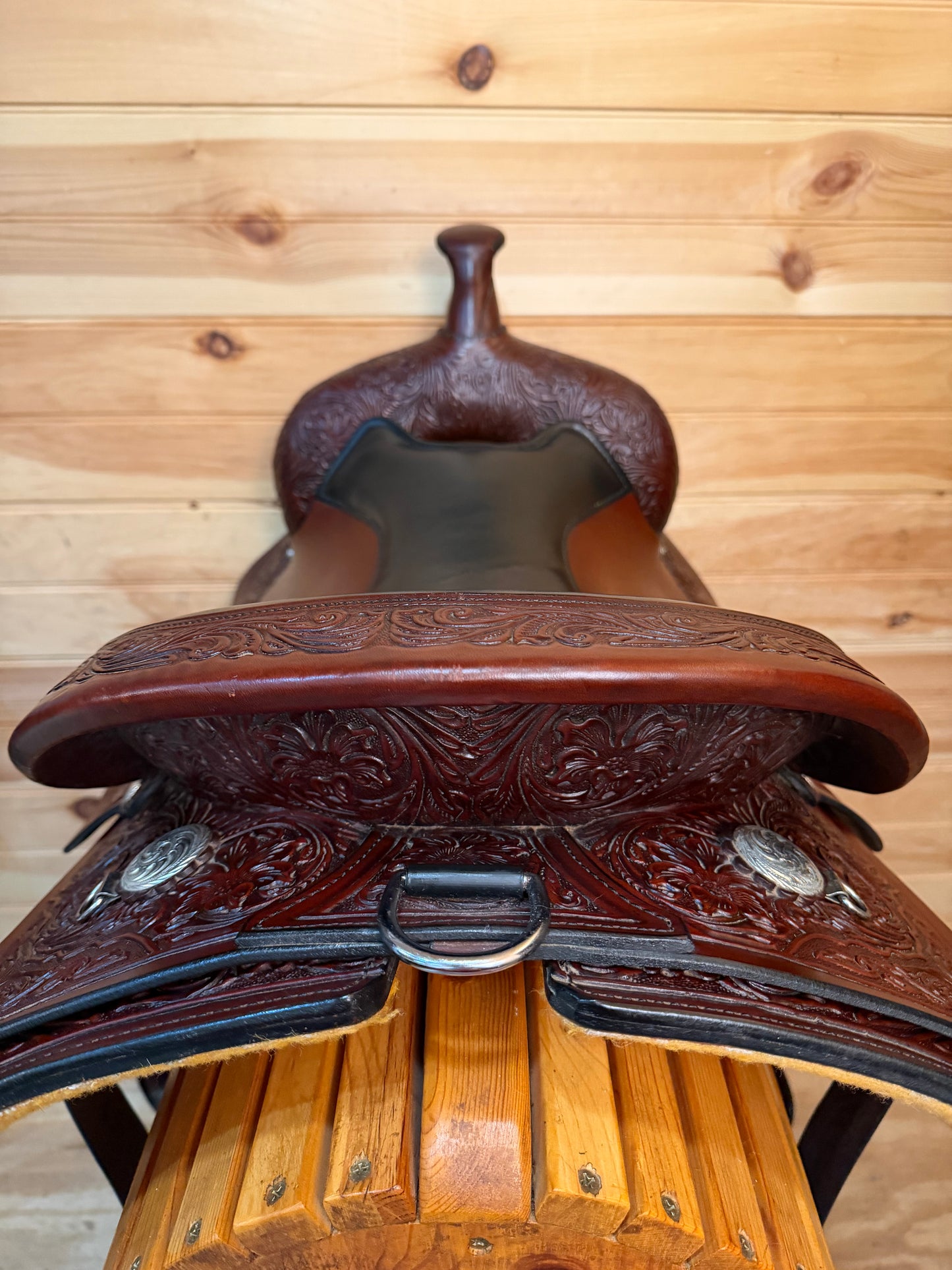 18” Circle Y Houston Western Trail Saddle Model 2610