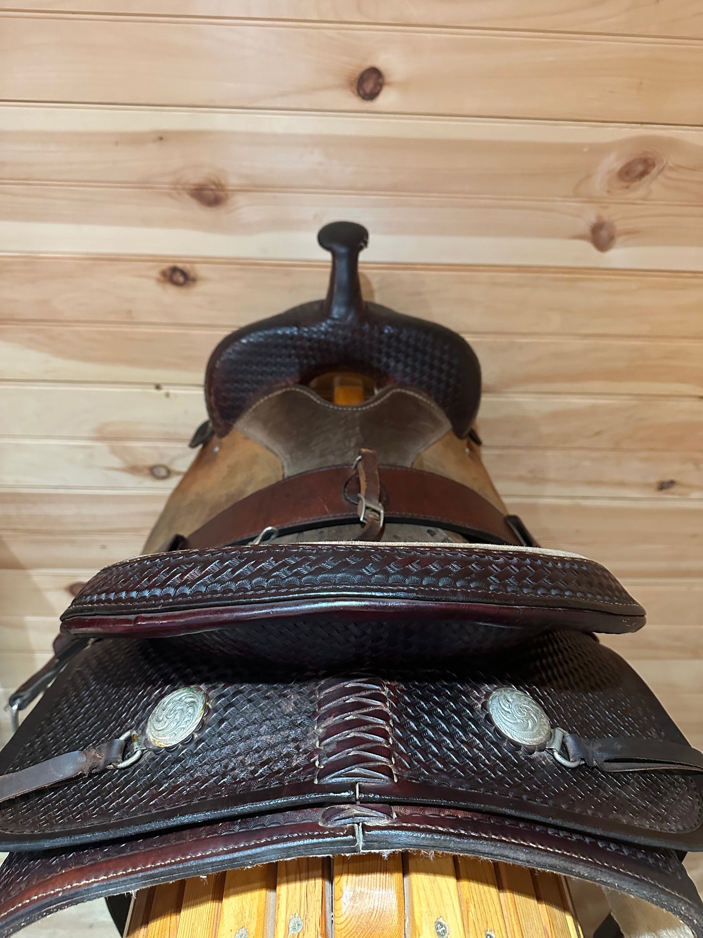 16” Circle Y Team Penner Western saddle Model 2634