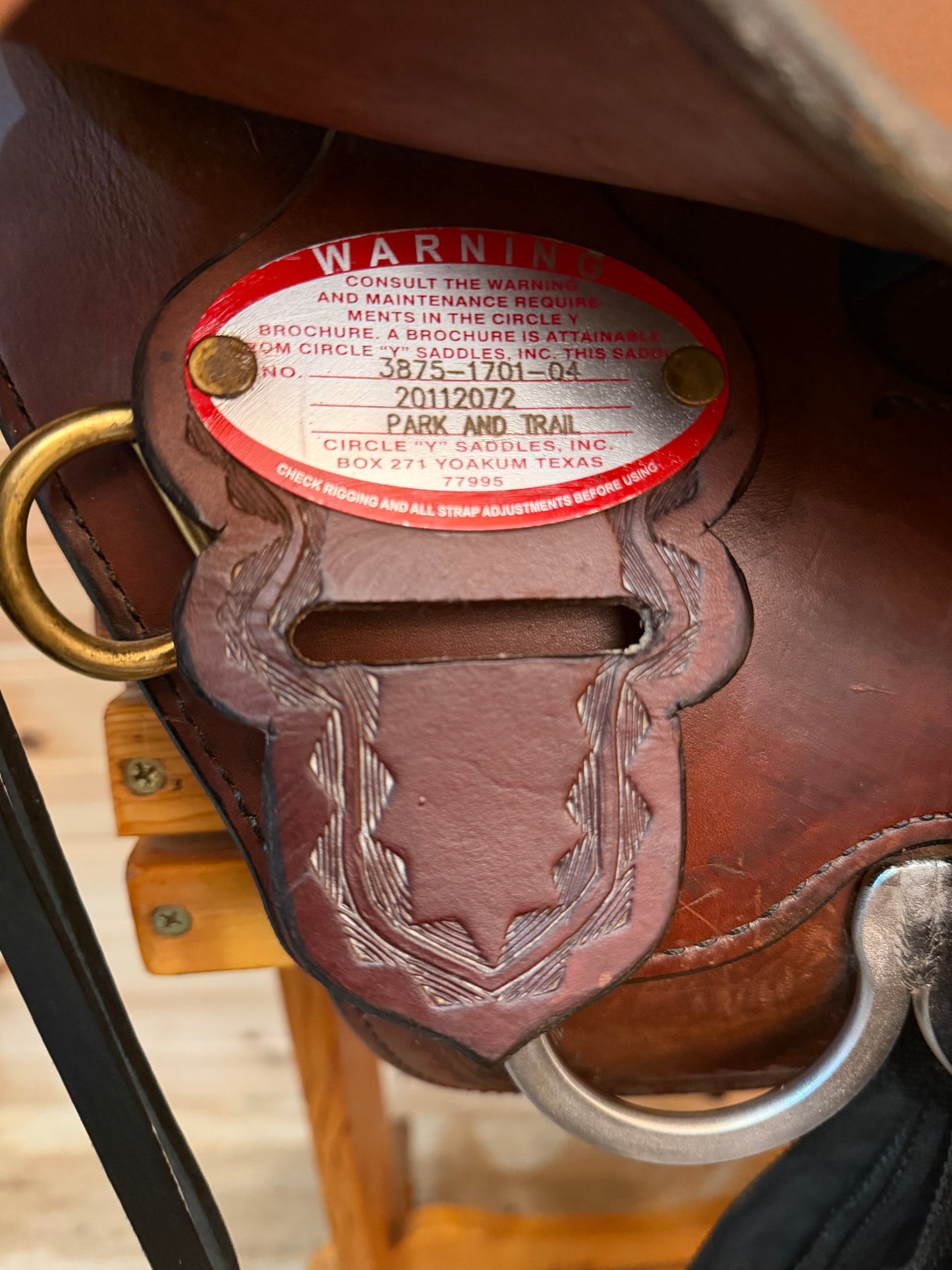 17” Circle Y Yosemite SupeRide Gaited Trail Saddle Model 3875