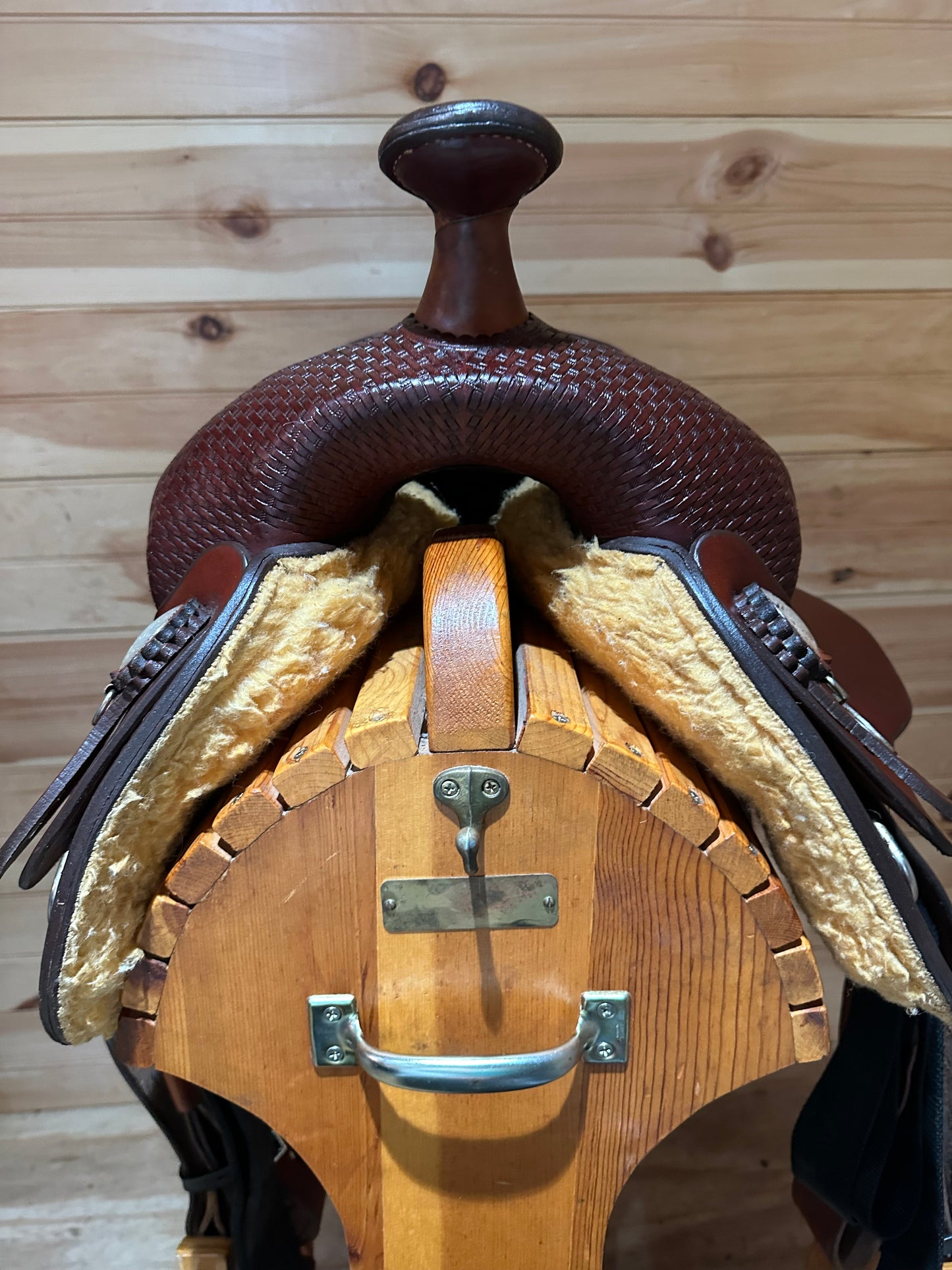 16” Crates Equi-Fit Western Trail Saddle Model 2160
