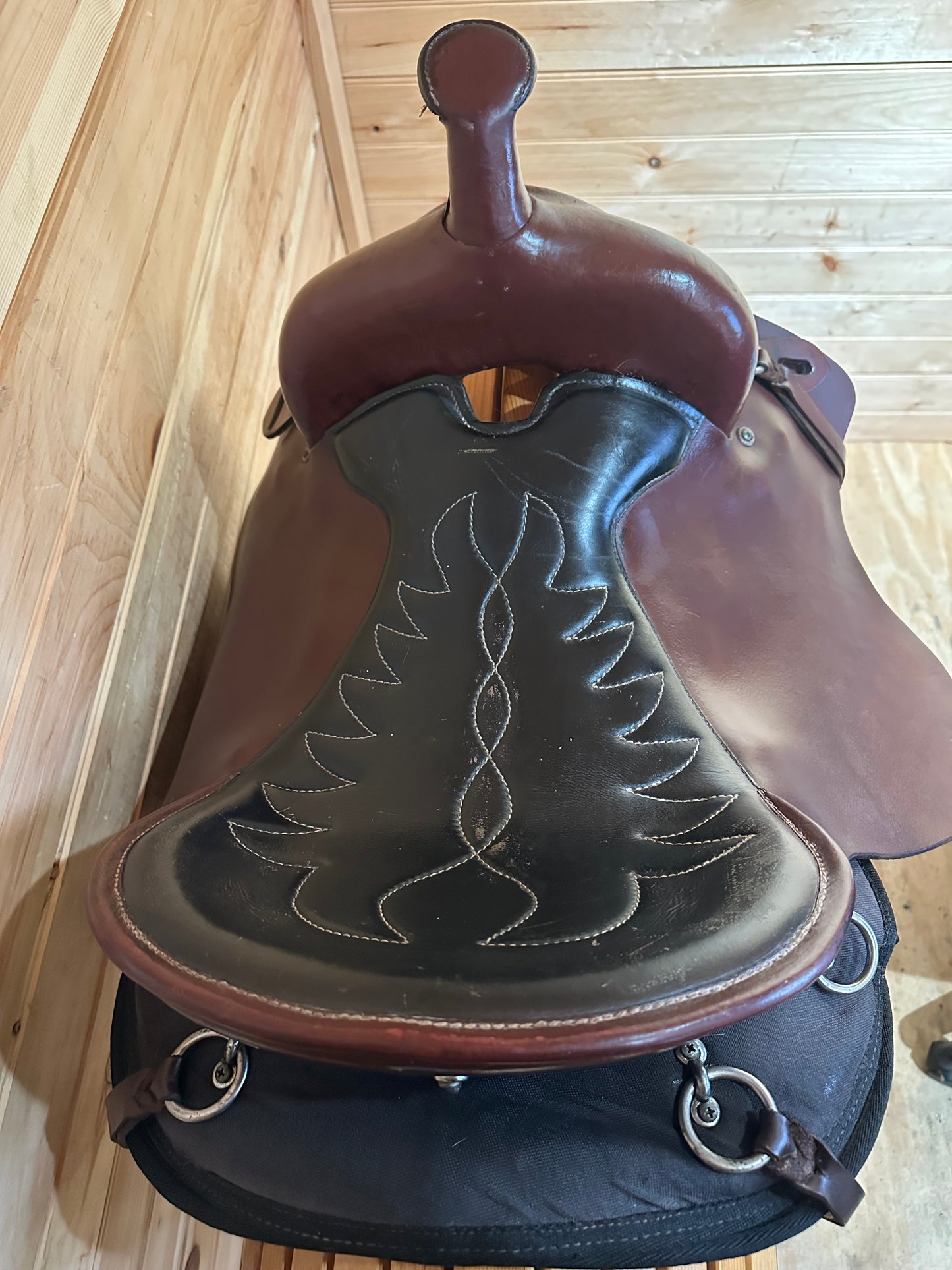 16” Crest Ridge Sonata Lite Western Trail Saddle