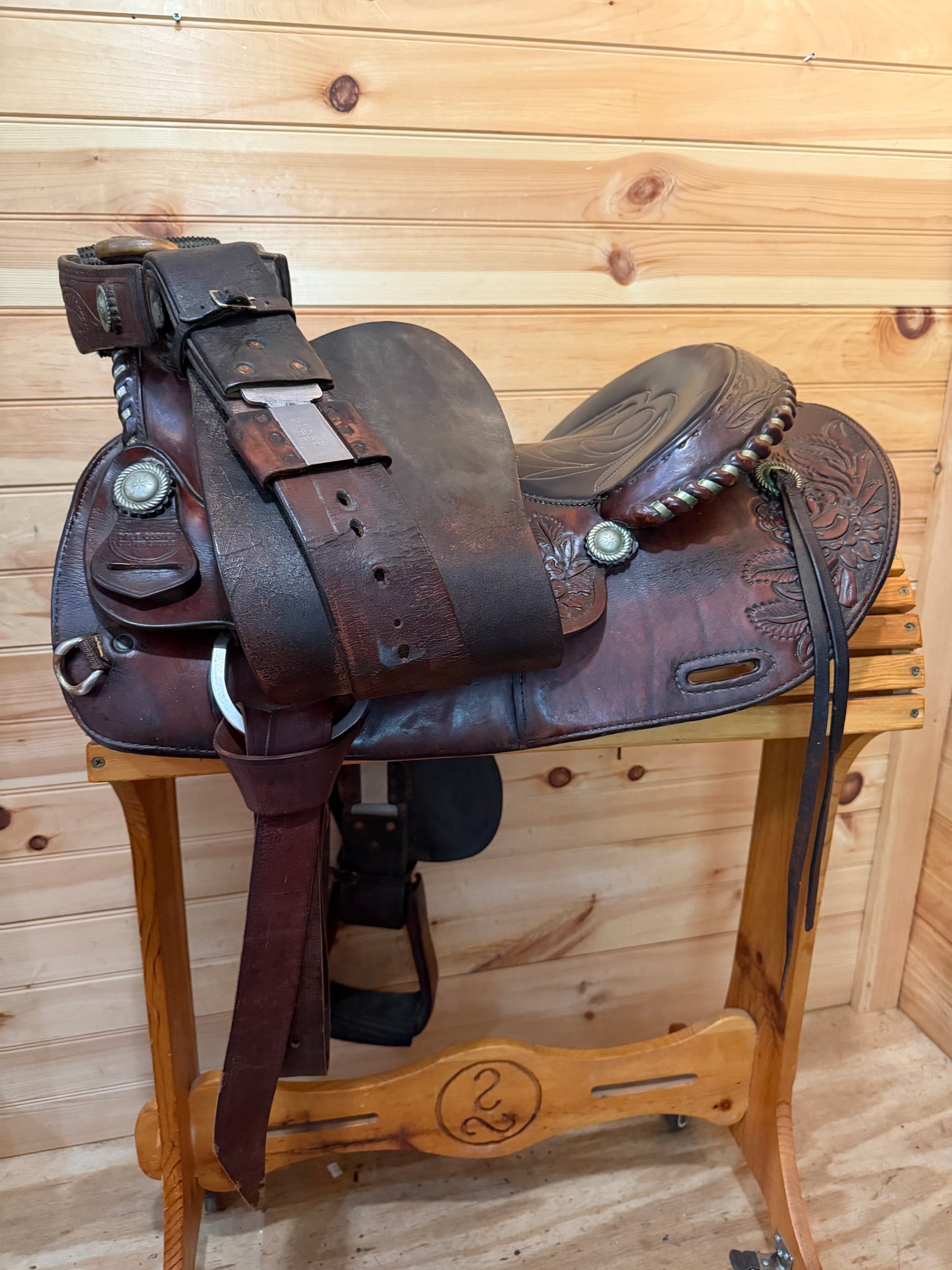 15.5” Dale Cooper Arabian Western Saddle