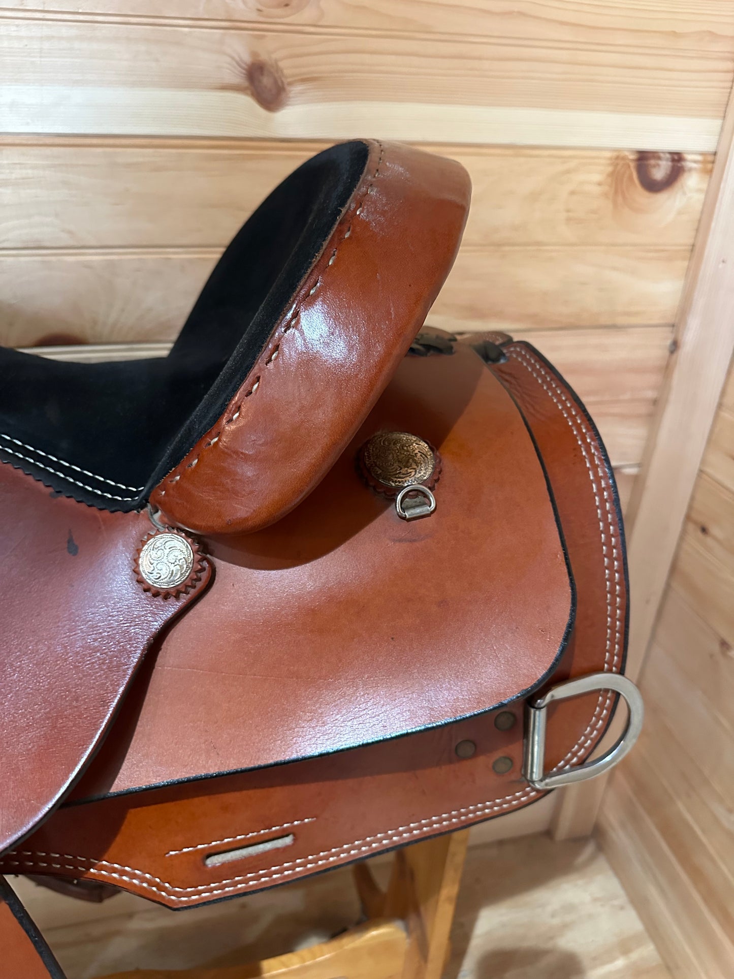 16” Dakota Sweptback Trainer Western Work Saddle Model 421