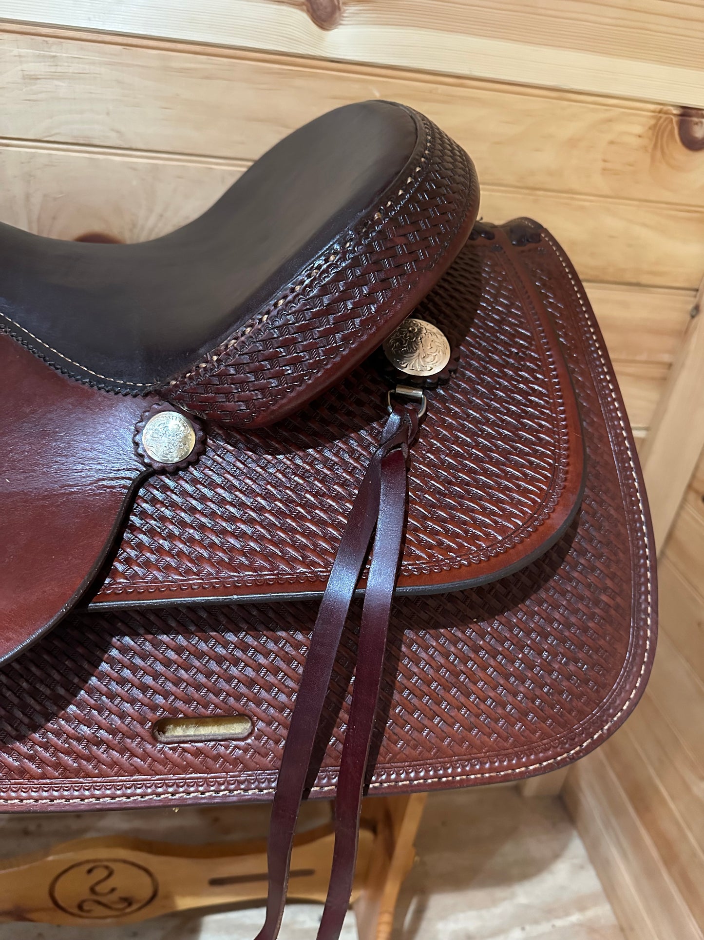16” Crates Equi-Fit Western Trail Saddle Model 2160