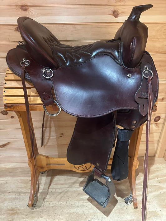 15.5” Tucker High Plains Western Trail Saddle Model 260