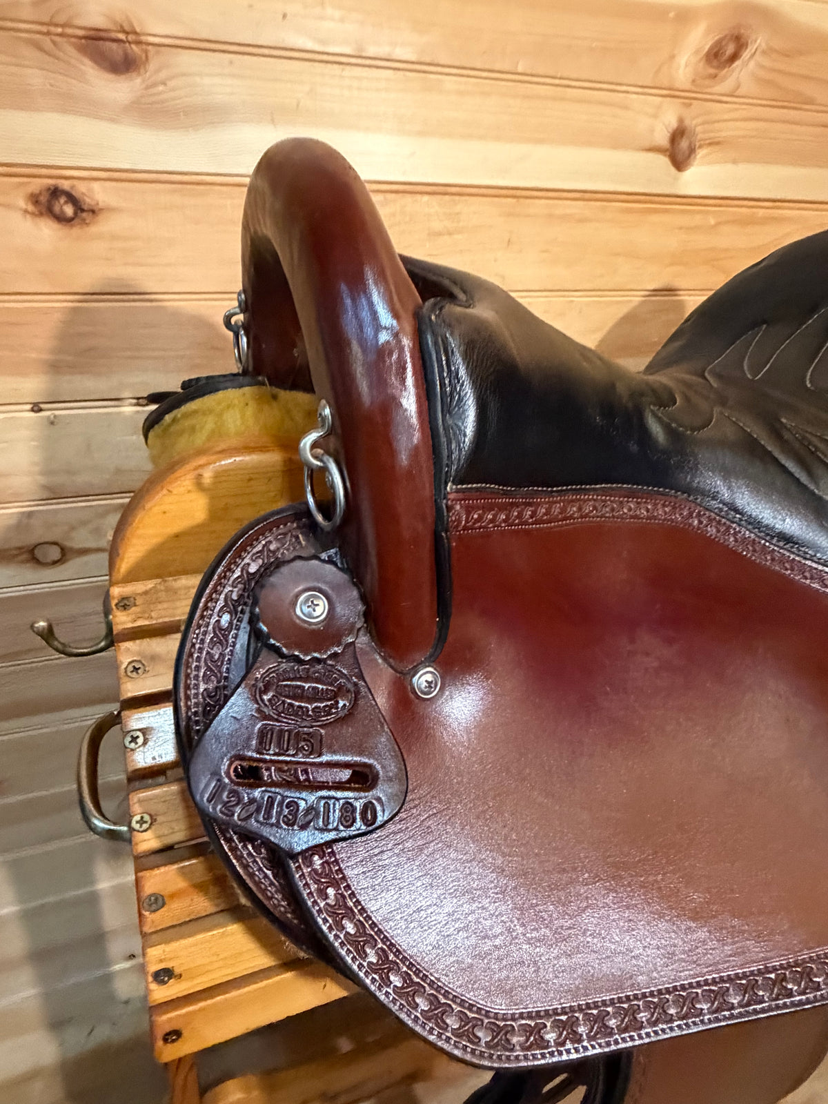 18” Double Creek Saddlery Henry Miller Gaited Endurance Trail Saddle # 115