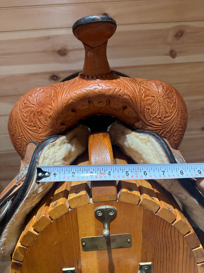 15” Circle Y High Horse Proven Barrel Racing Saddle Model 6210