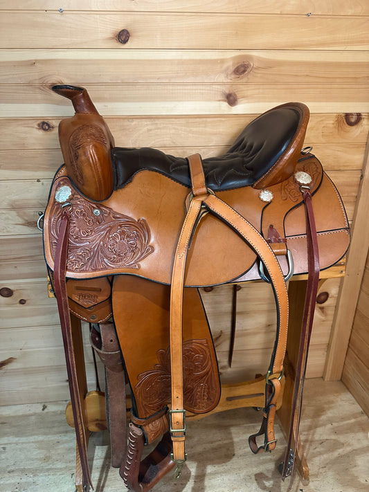 16.5” Tucker High Plains Western Trail Saddle Model 260