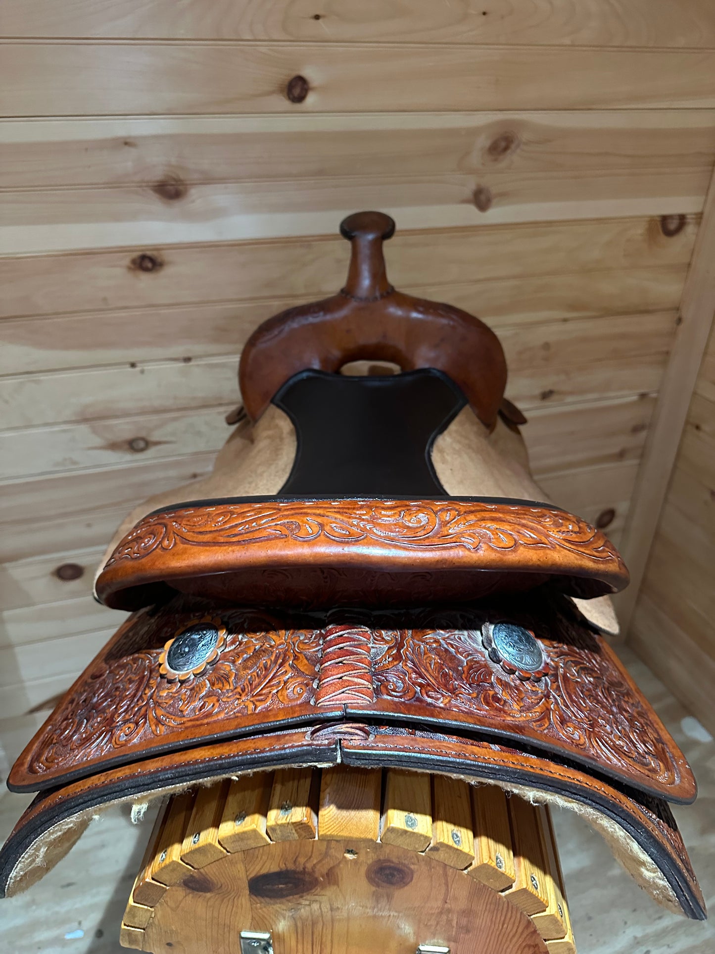 16” Circle Y Cutter Western Saddle Model 1566