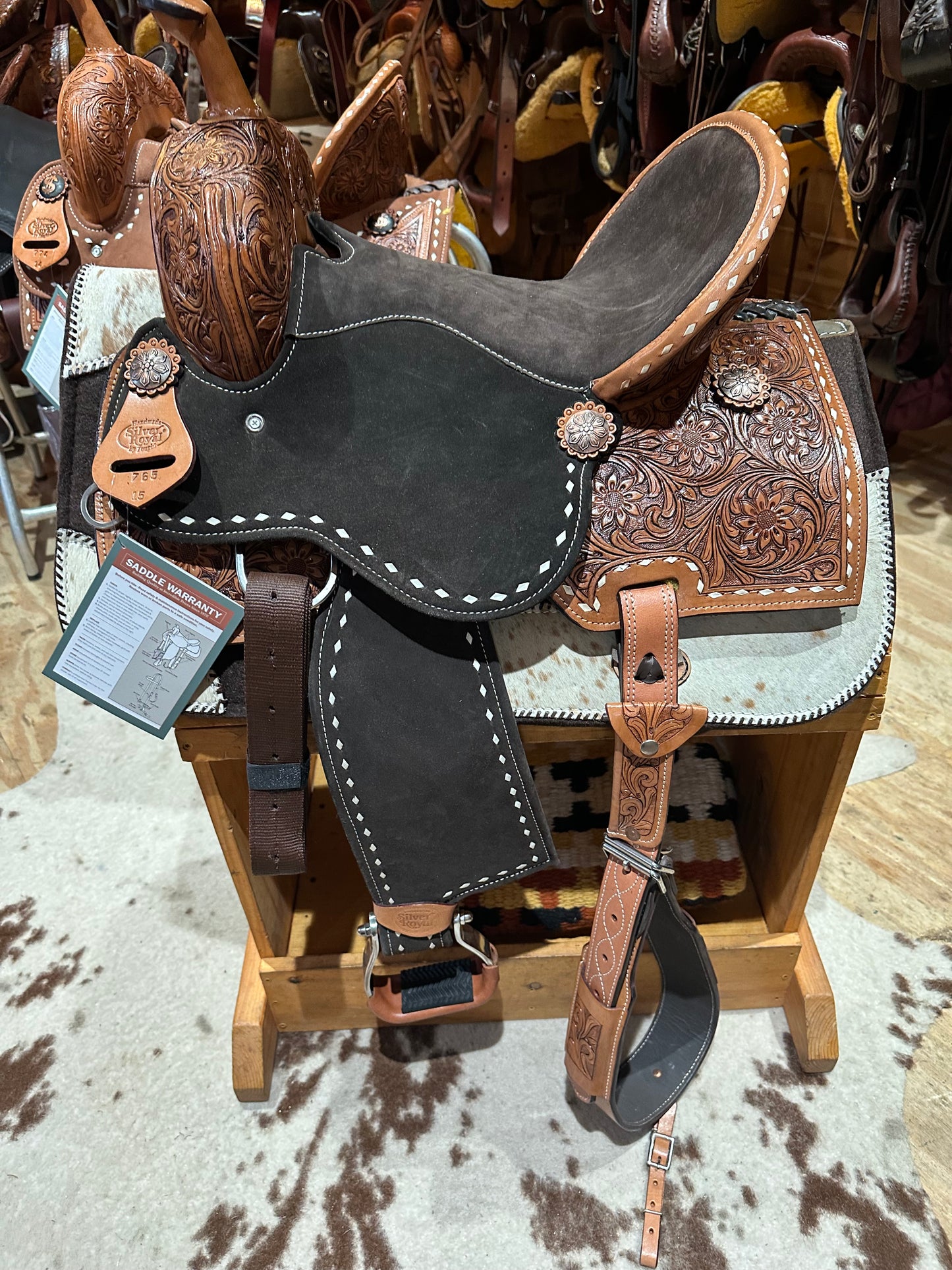Silver Royal Short Go Barrel Saddle