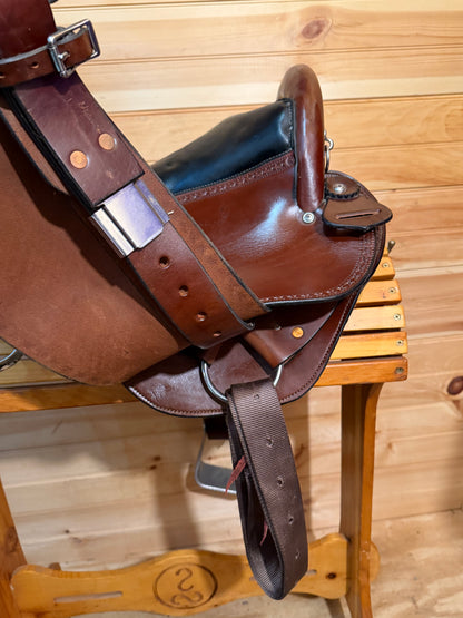 18” Double Creek Saddlery Henry Miller Gaited Endurance Trail Saddle # 115