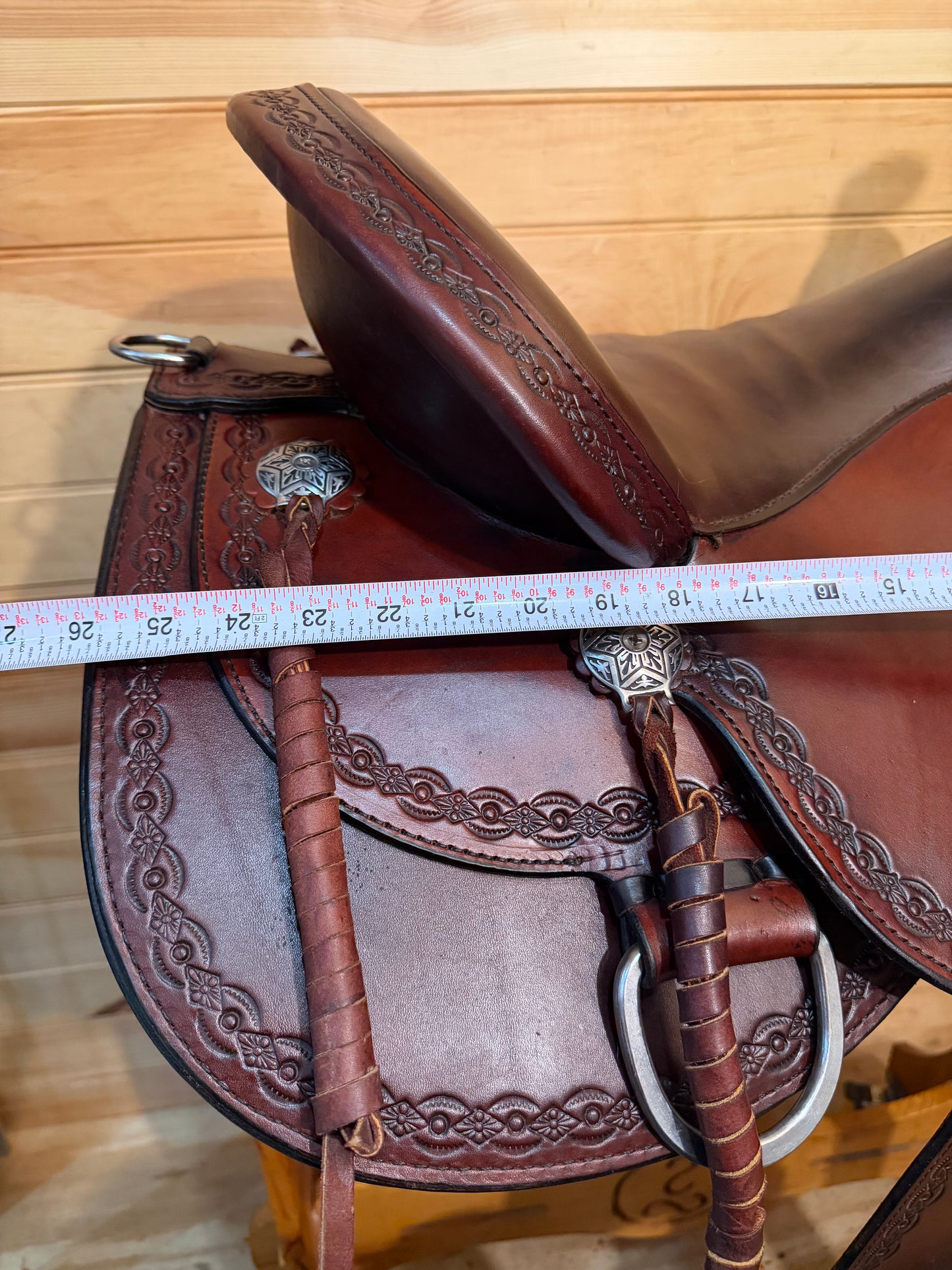 16” Circle Y Alpine Flex2 Western Trail Saddle Model 2377 (2018)