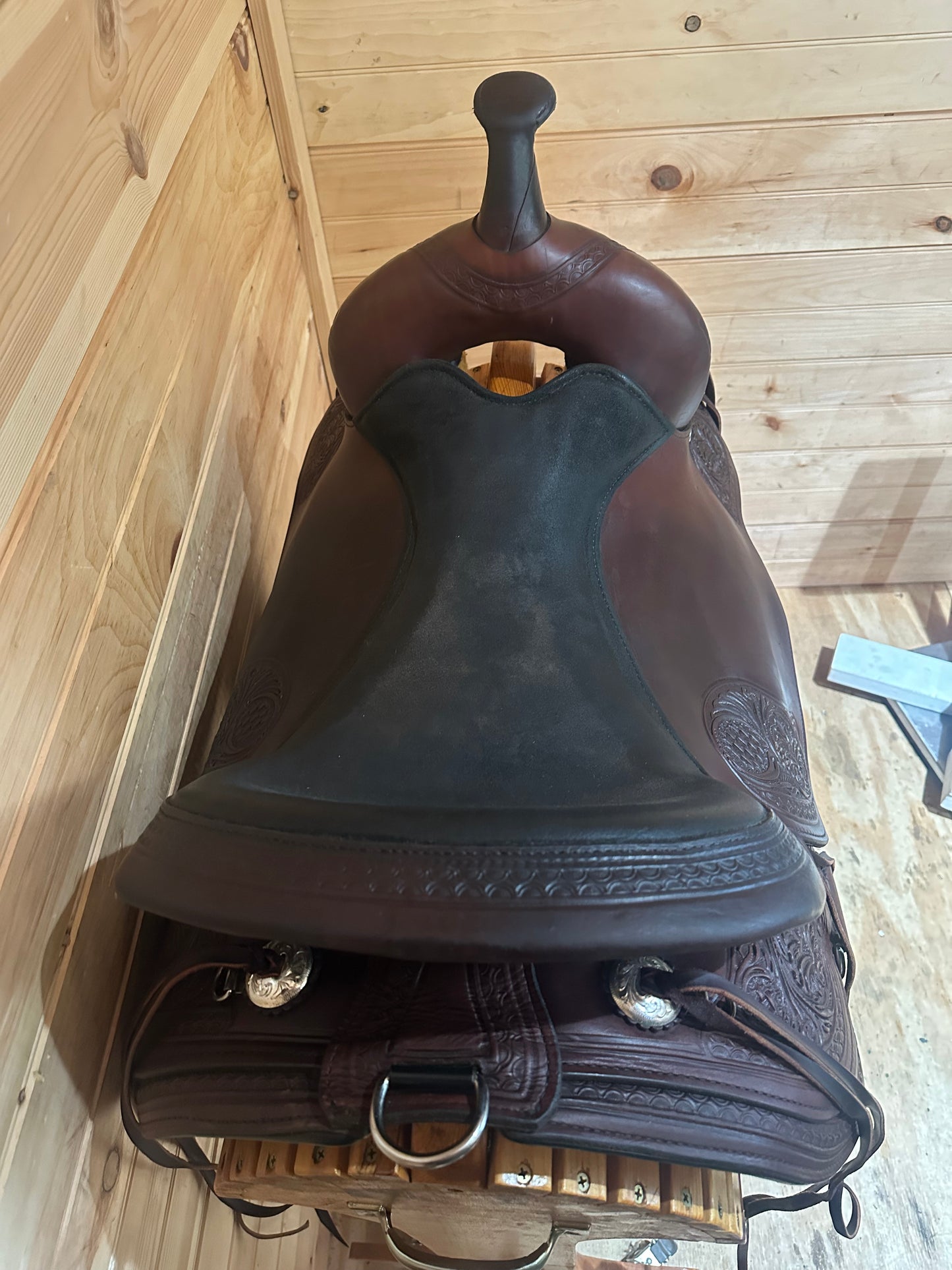 17” Circle Y BasketFlower Trail Flex-Lite Western Trail Saddle Model 1552
