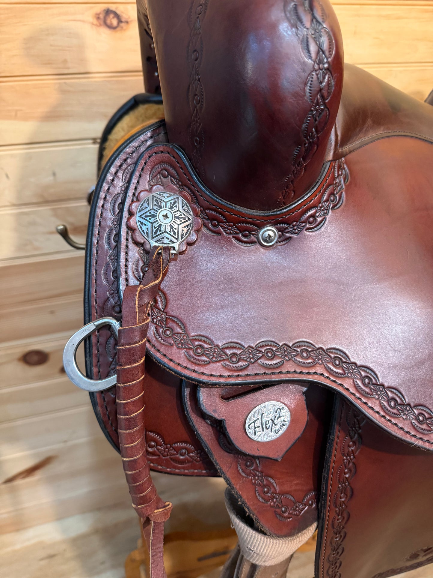 16” Circle Y Alpine Flex2 Western Trail Saddle Model 2377 (2018)