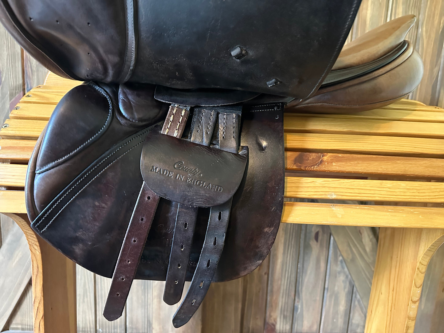 16.5” M County Stabilizer Close contact/ Jumping Saddle