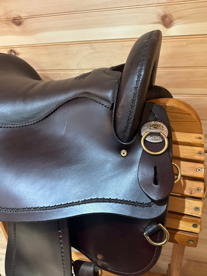 16.5” Tucker Classic Endurance Trail Saddle Model T59