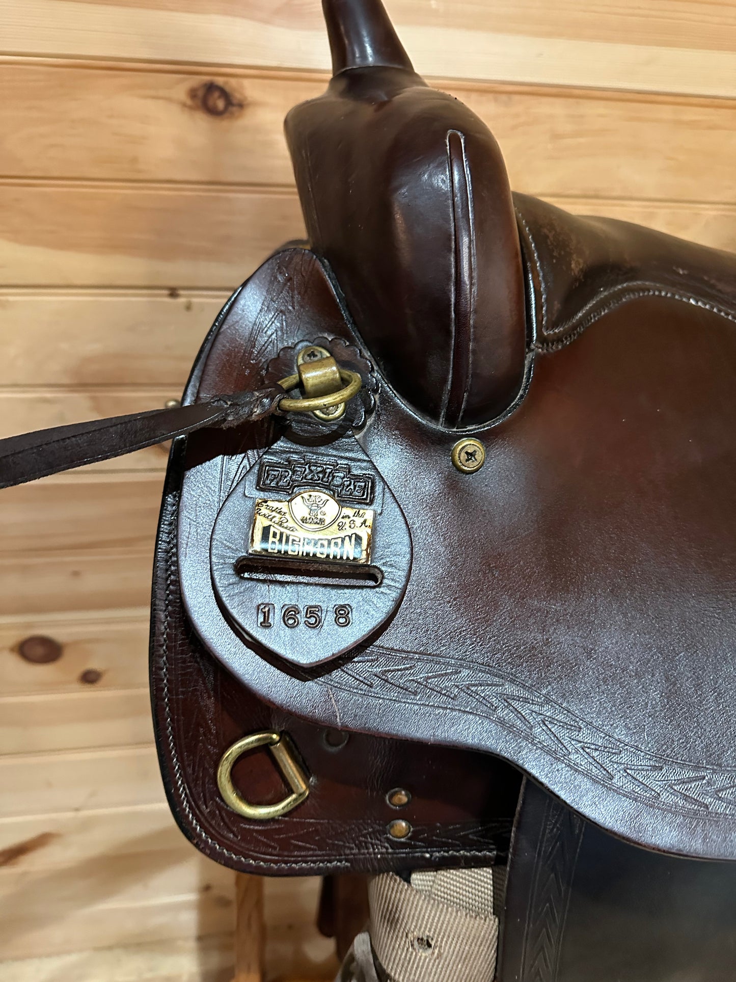 17” Big Horn Double Comfort Equi-fit Flex Western Trail Saddle Model 1658