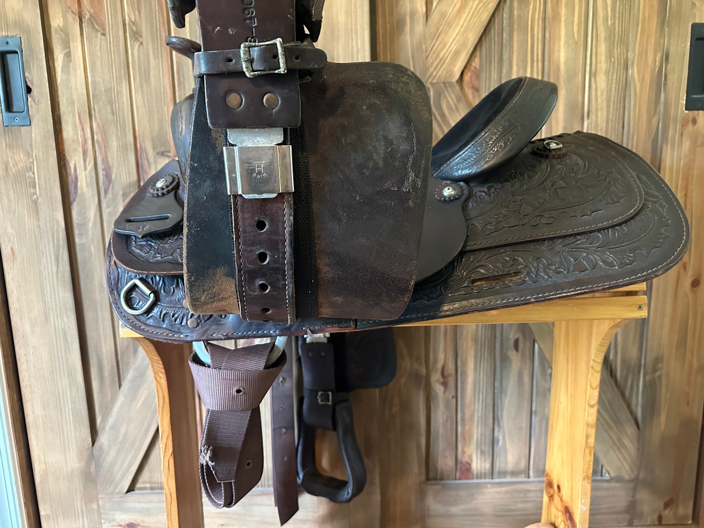 16” Tex Tan Hereford Western Trail Saddle Model 08-4900C6