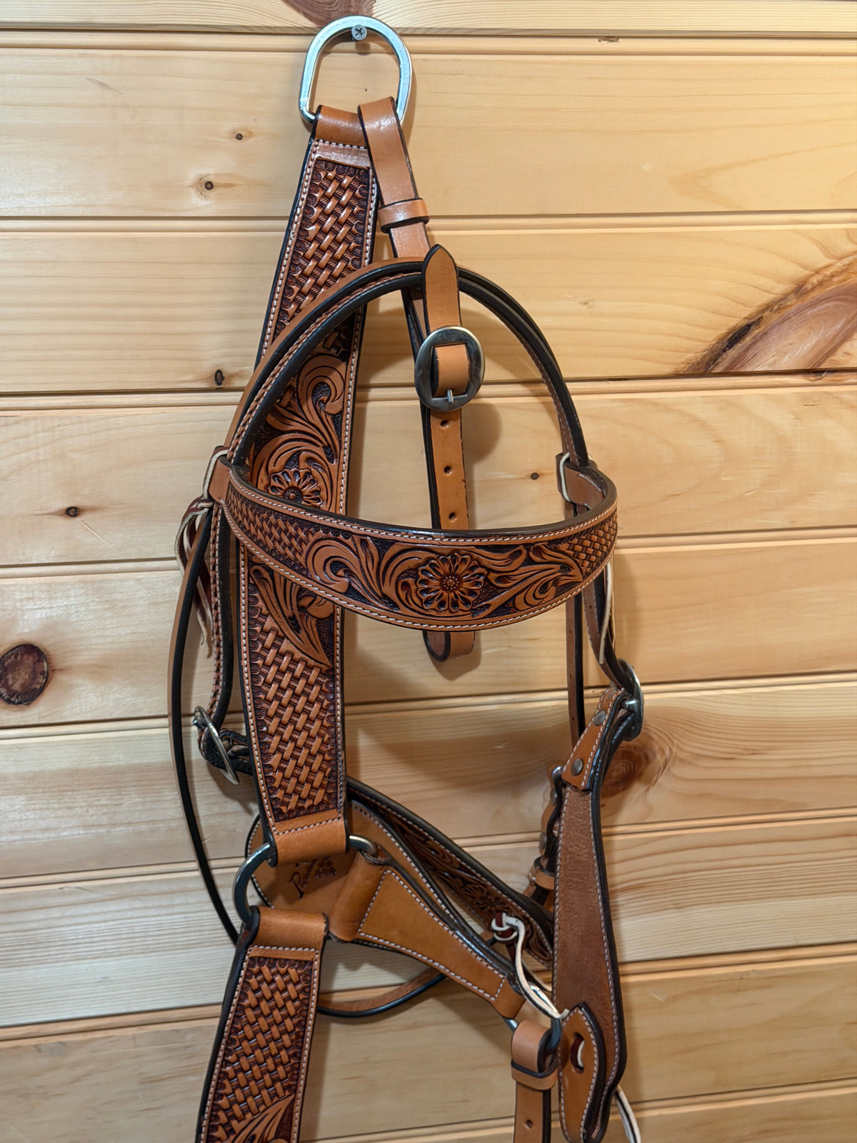 Professional’s Choice Floral/Basketweave Medium Oil Browband Headstall & Breast Collar Tack set