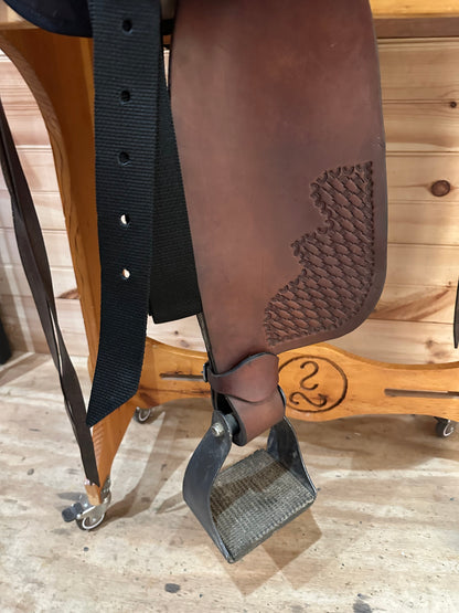 16” Crest Ridge Sonata Lite Western Trail Saddle