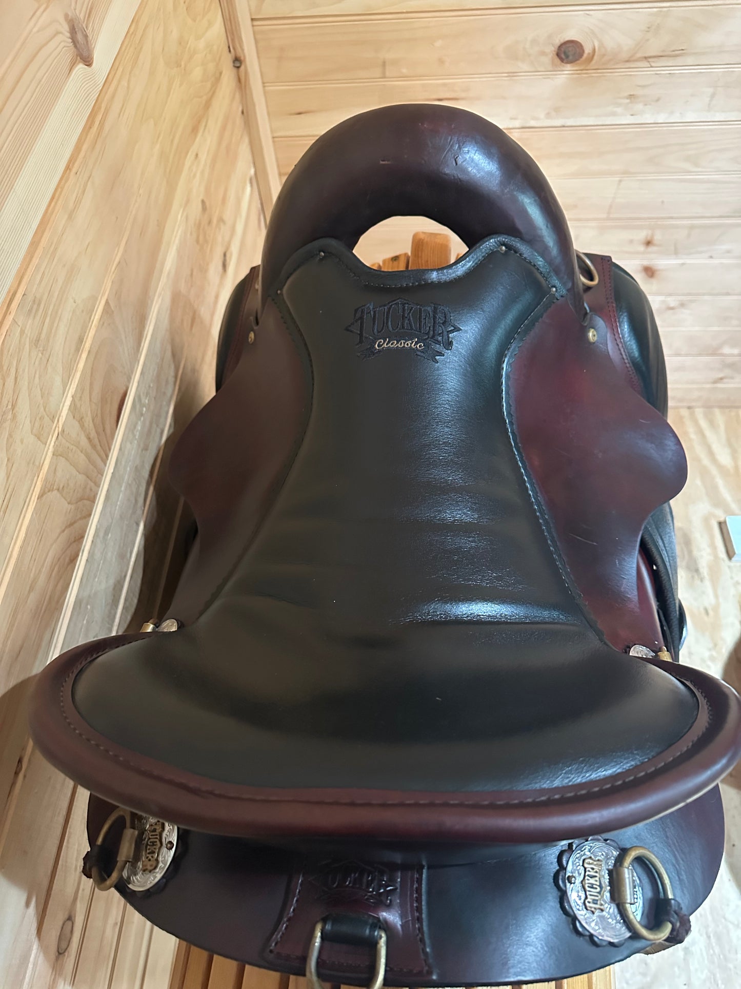 15.5” Tucker Equitation Endurance Trail Saddle Model T49