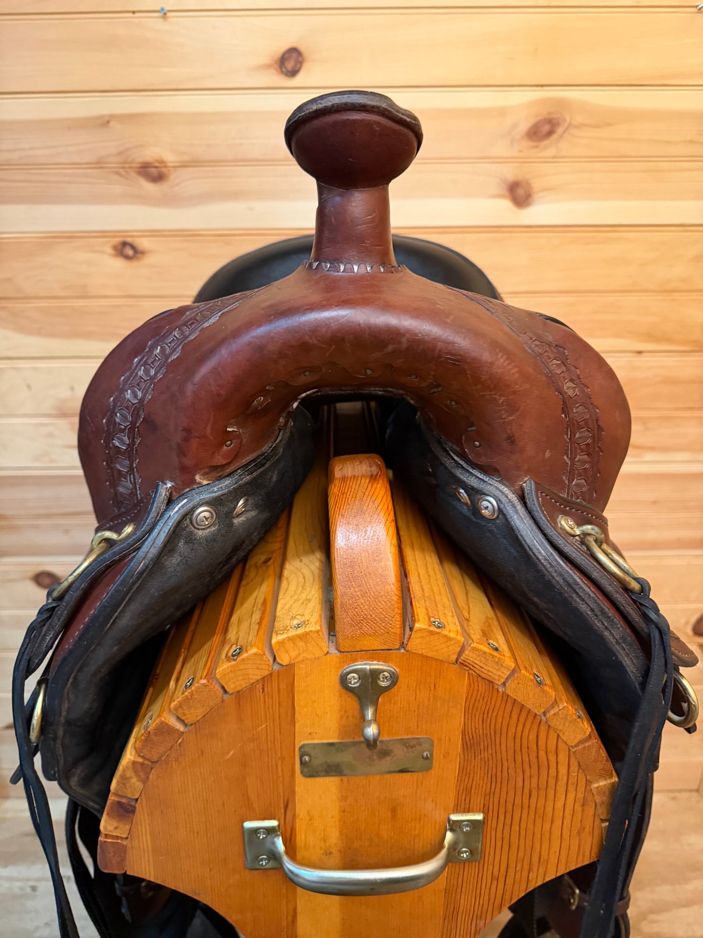 17” Circle Y Yosemite SupeRide Gaited Trail Saddle Model 3875