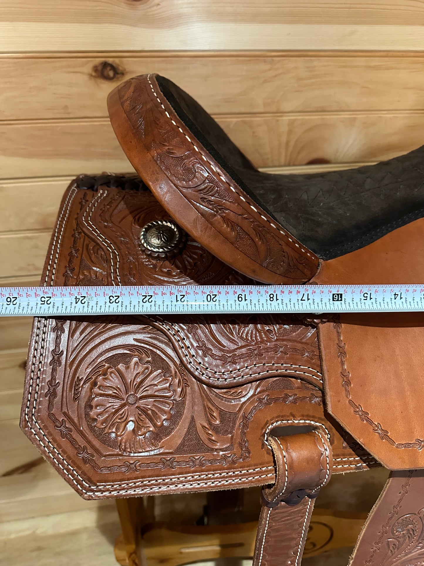 16” Corriente Association Western Trail Saddle