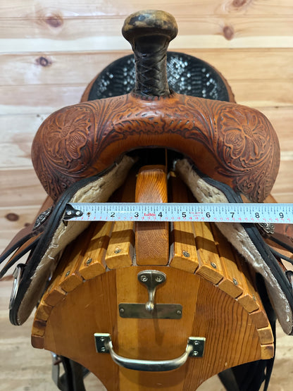16” Circle Y High Horse Jewel Western Barrel Saddle Model 6224 (2017)