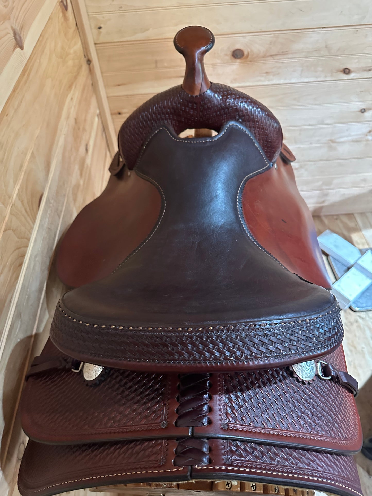16” Crates Equi-Fit Western Trail Saddle Model 2160